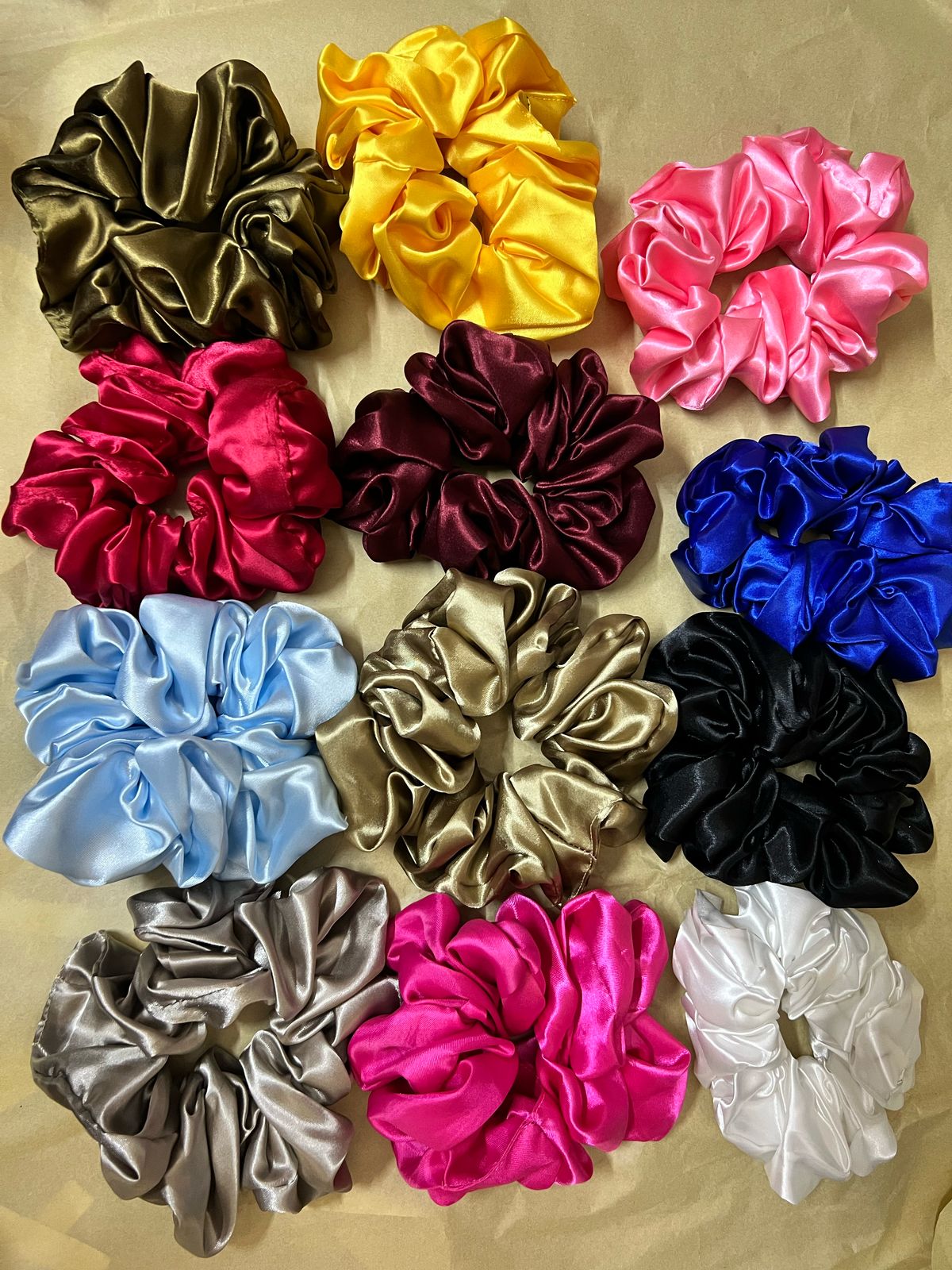 Multi Colors Volume Vibe Scrunchie