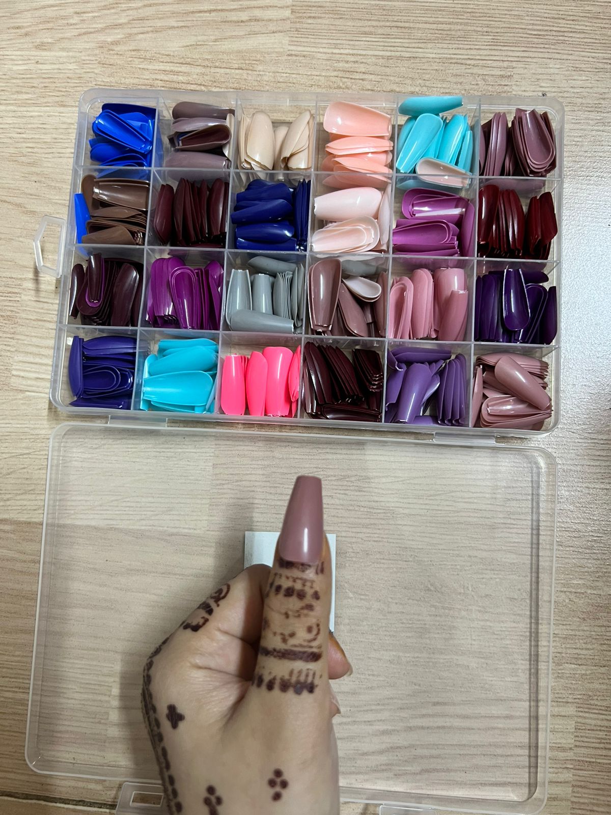 576Pc Artificial Nails Pack Of Nails for Girls Women