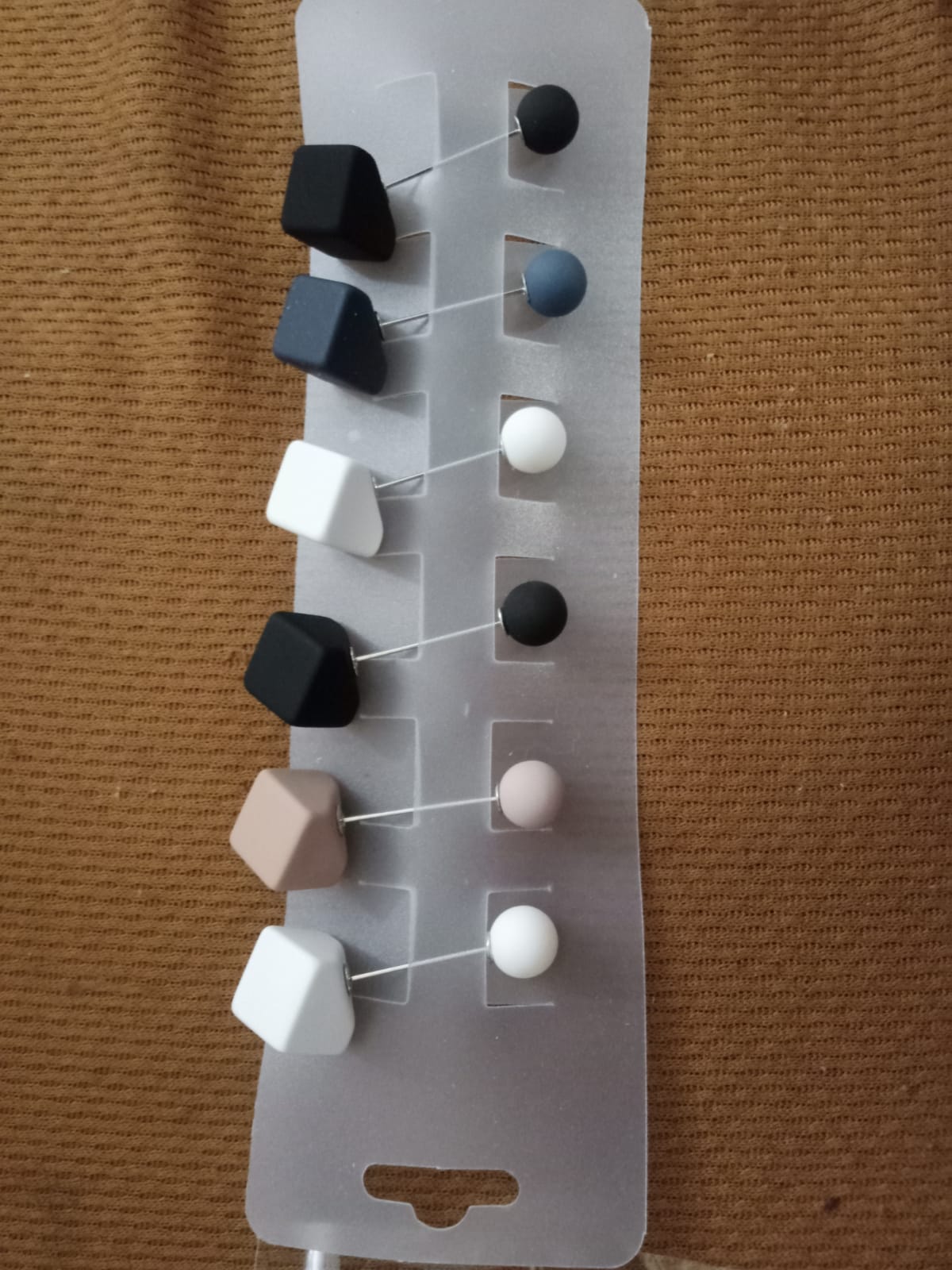 Mate Colors Double Side Square Pins (6 Pins)
